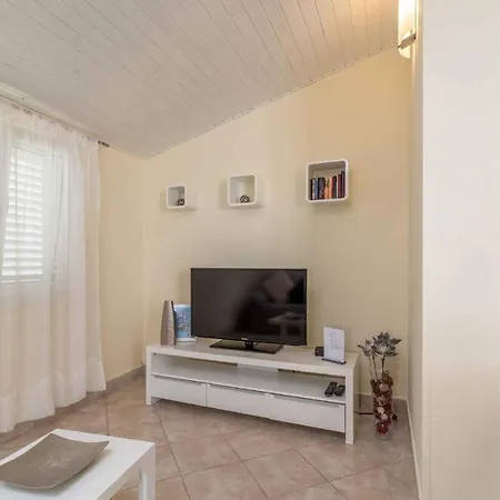 Apartment in Okrug Gornji 6139 Trogir