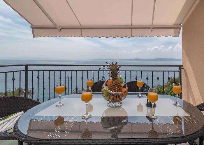 In Okrug Gornji 6139 Appartement Trogir