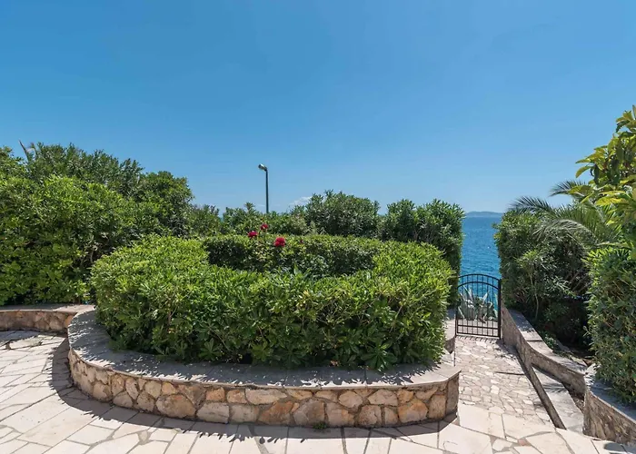 In Okrug Gornji 6139 Appartement Trogir