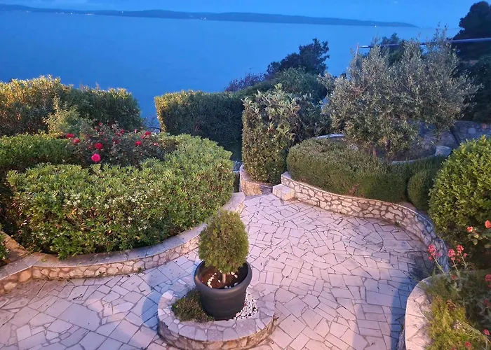 In Okrug Gornji 6139 Appartement *