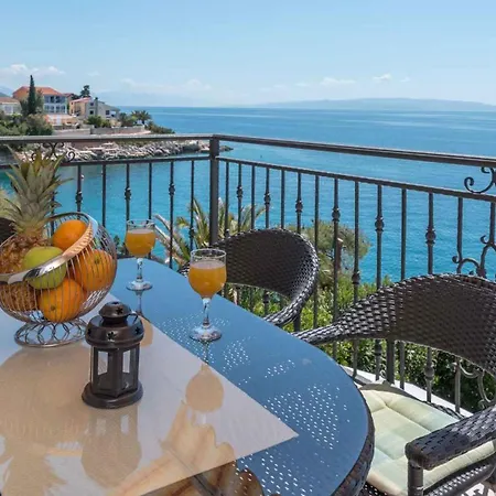 In Okrug Gornji 6139 Apartman Trogir